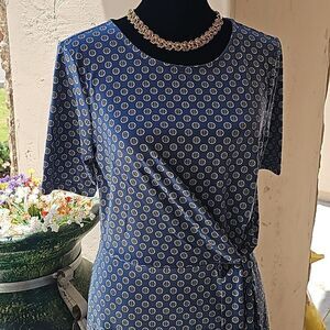Ann Taylor pullover dress with slimming tie size XS